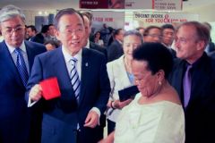 United Nations Secretary General Ban Ki-Moon holding the famous red cup which symbolizes the movement to provide all children worldwide with school meals. Mount St. Joseph students listed to presentations both at the United Nations and on campus about the importance of school meals in ending hunger and poverty (photo courtesy of the UN World Food Program)